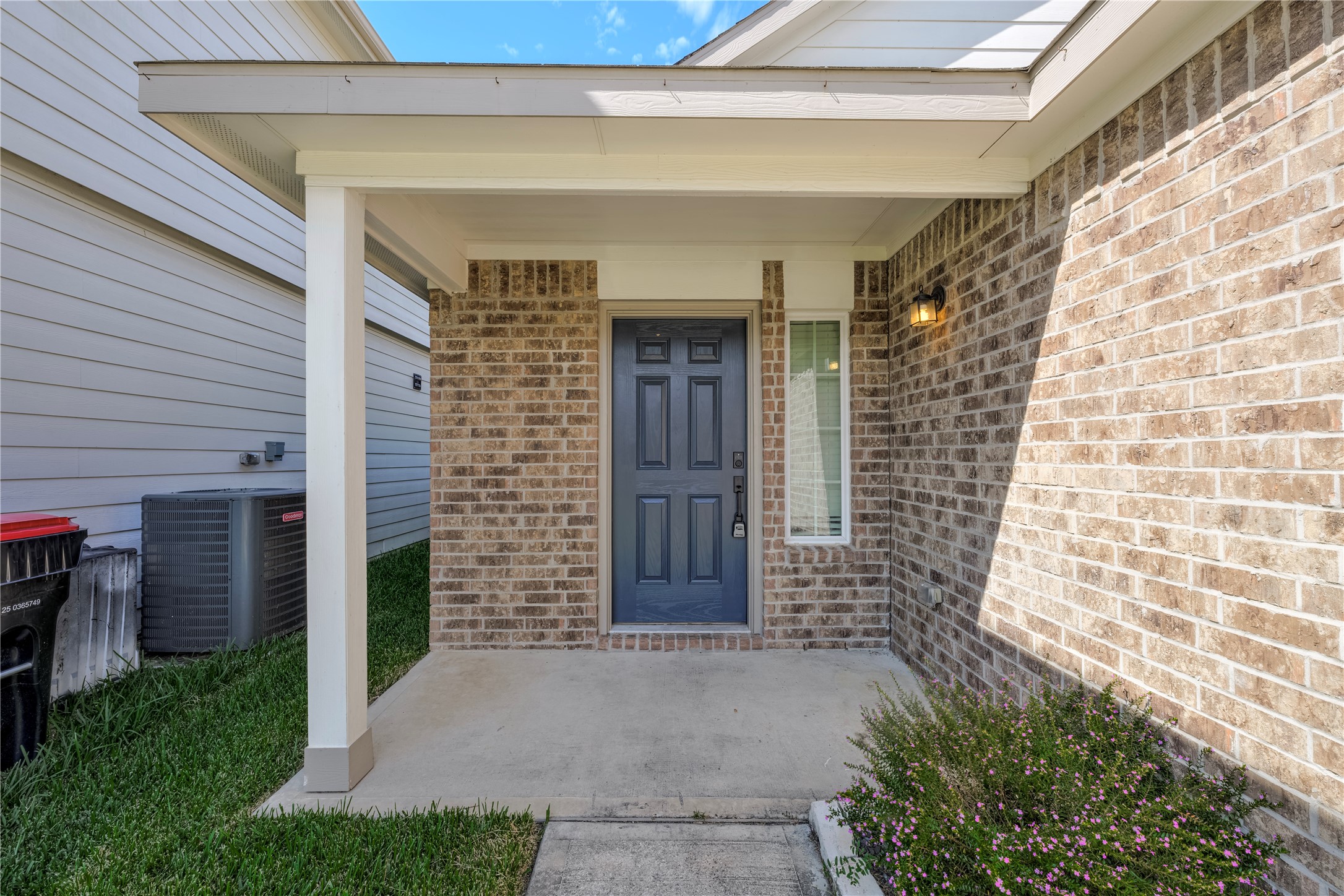 25416 Grotto Falls Lane, Porter, TX 77365