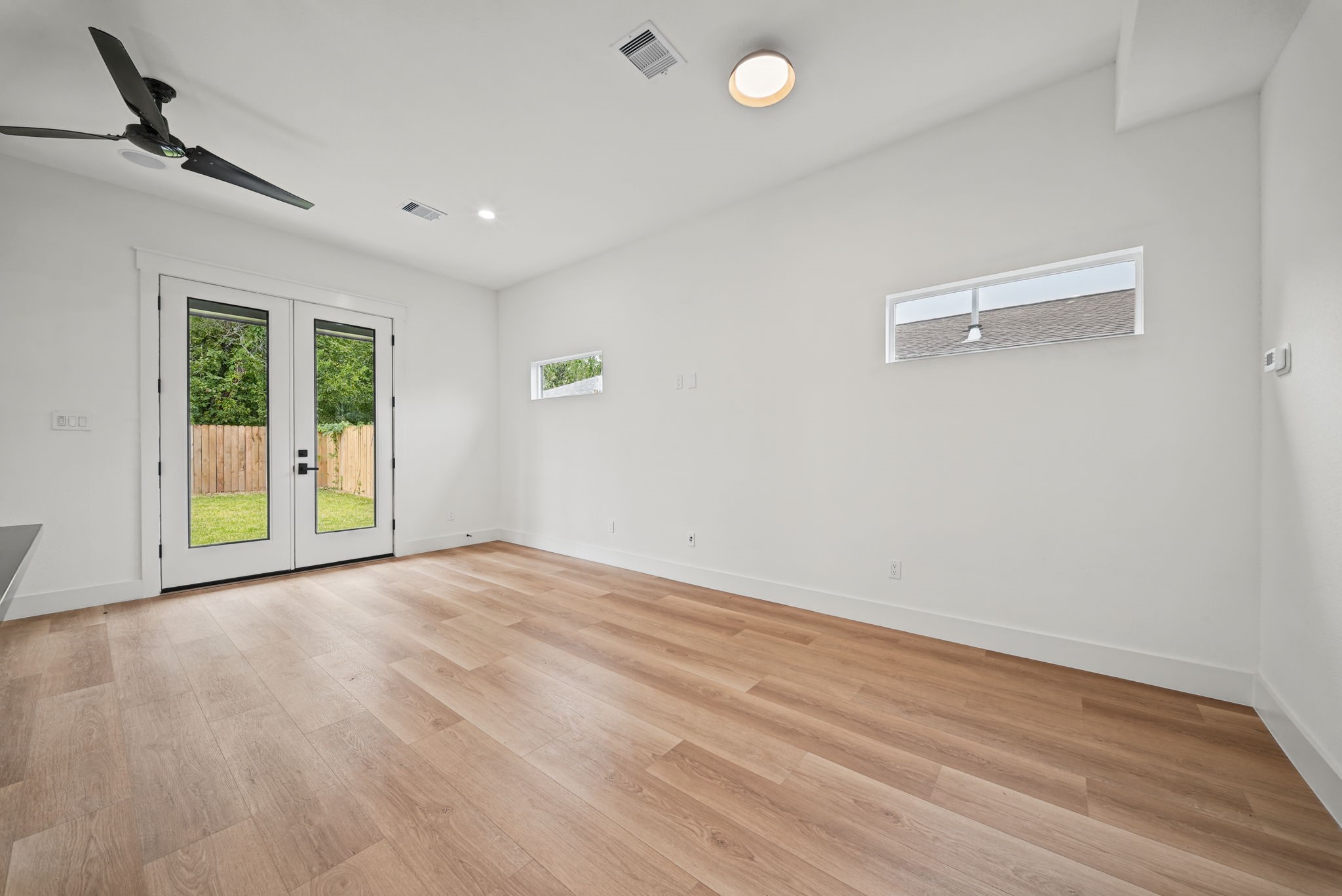 5601 Nielan Street, #B, Houston, TX 77028