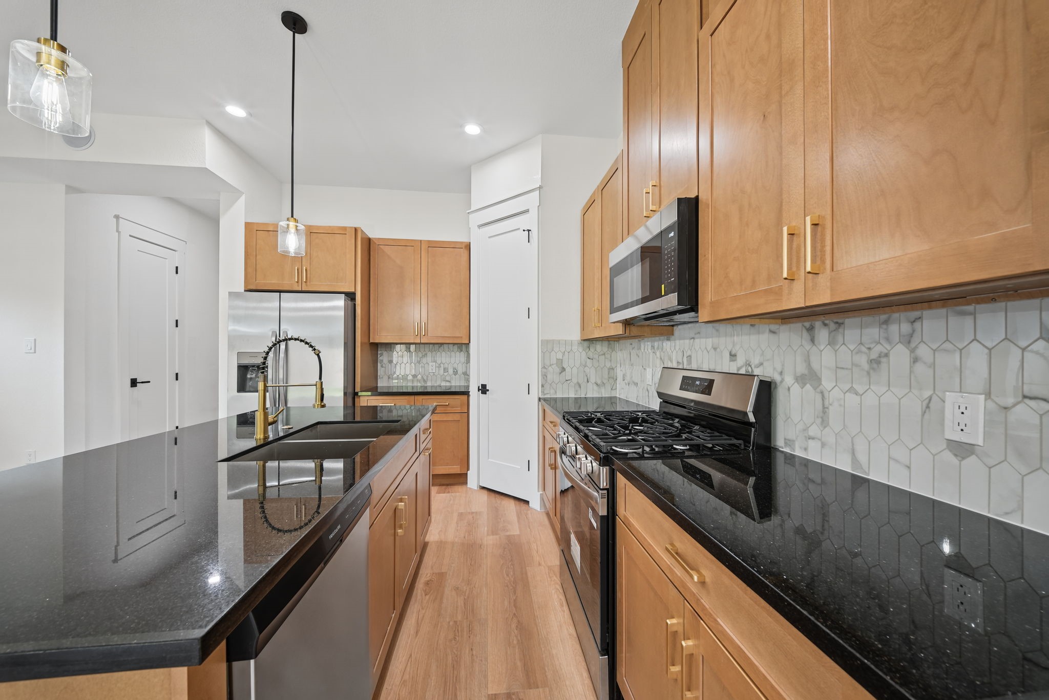 5601 Nielan Street, #B, Houston, TX 77028