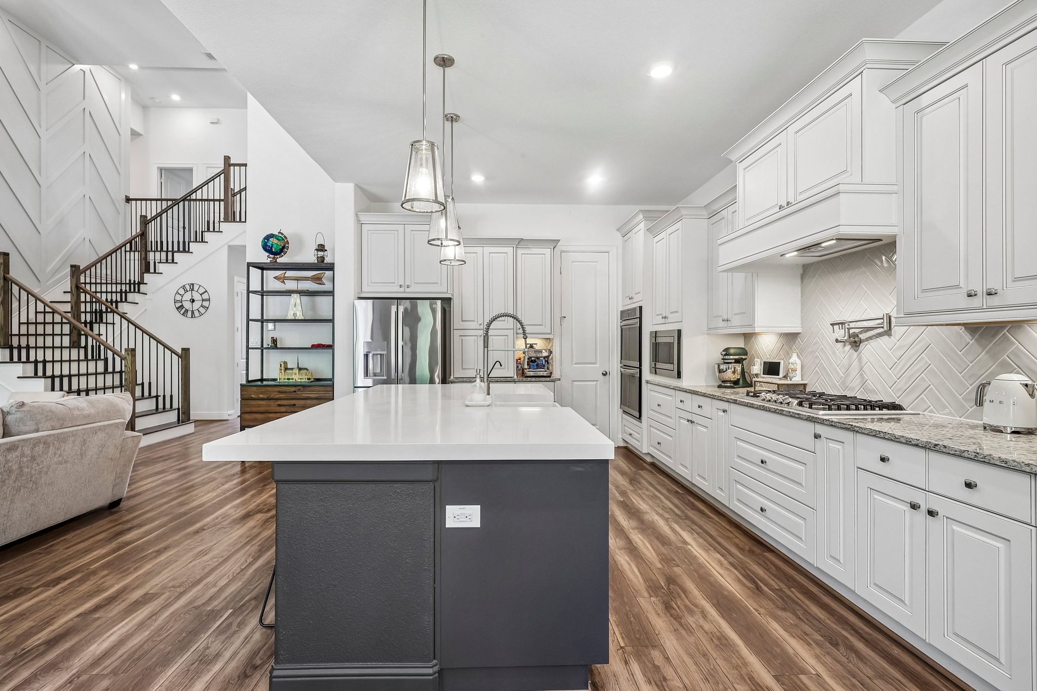 1700 Graystone Hills Drive, Conroe, TX 77304