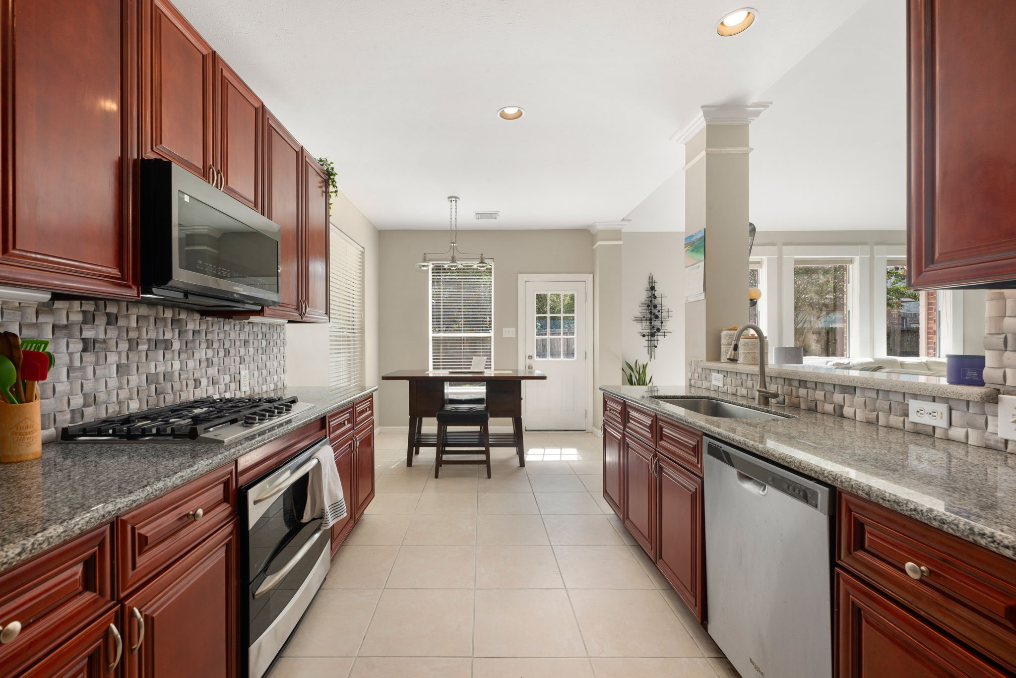 3100 Red Maple Drive, Friendswood, TX 77546