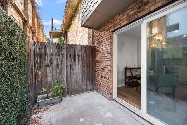 2012 Brun St, #A, Houston, TX 77019