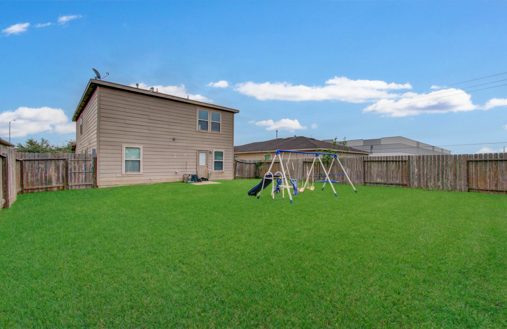 14114 Mystic Shores Lane, Houston, TX 77048