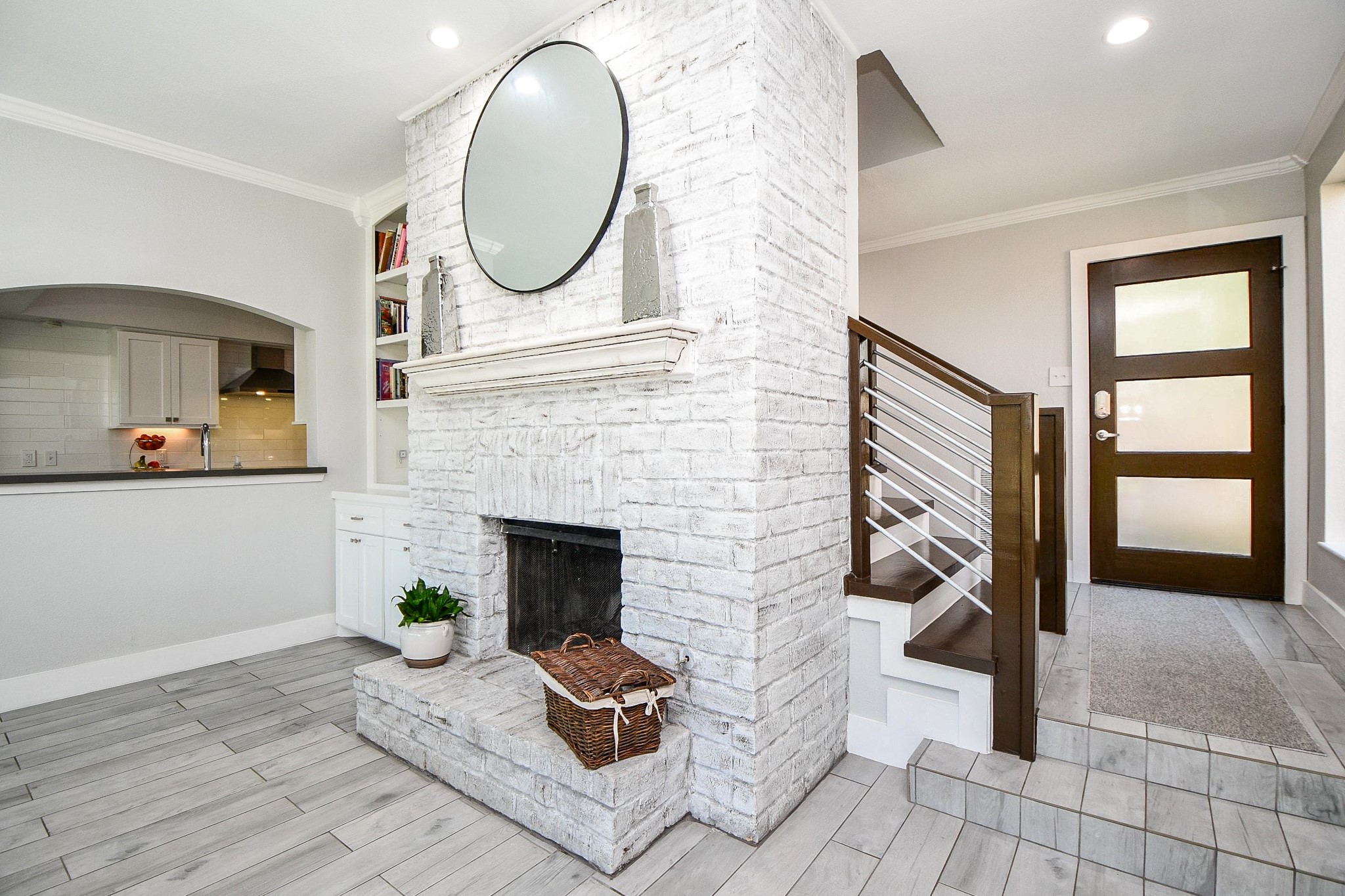 811 Bayou River Drive, Houston, TX 77079