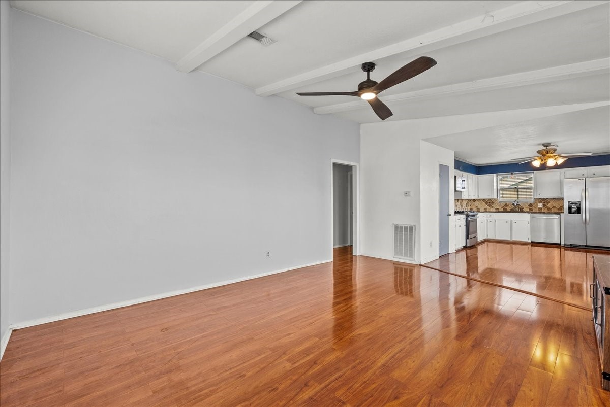 868 Bonita Street, Bayou Vista, TX 77563