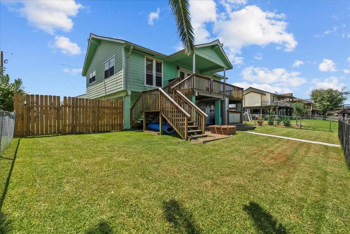 868 Bonita Street, Bayou Vista, TX 77563