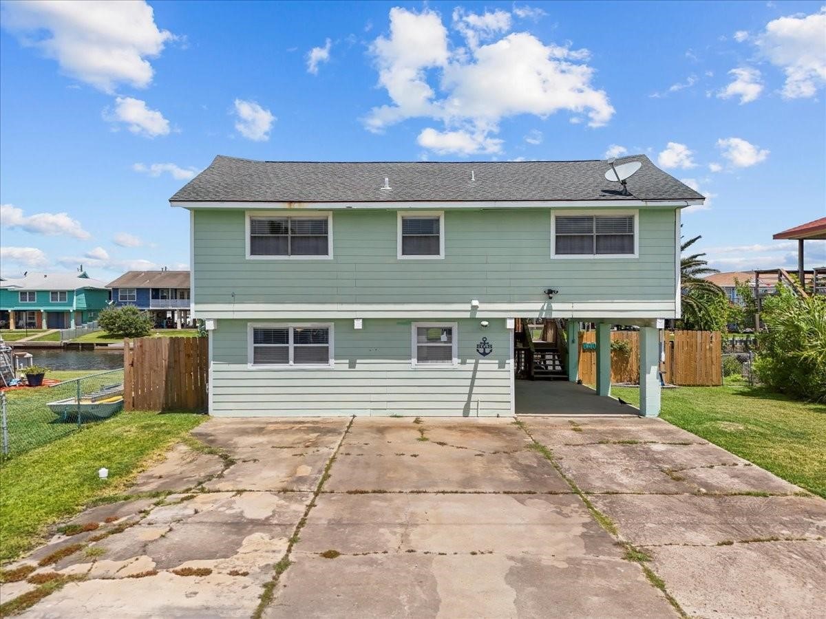 868 Bonita Street, Bayou Vista, TX 77563