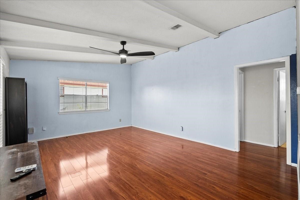 868 Bonita Street, Bayou Vista, TX 77563