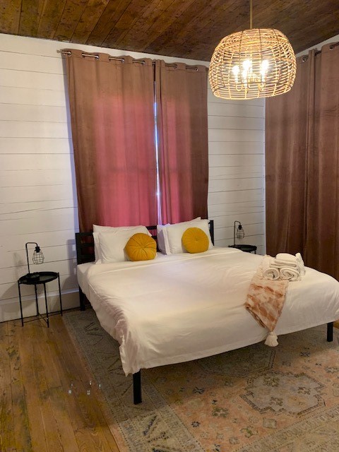 Fifth bedroom