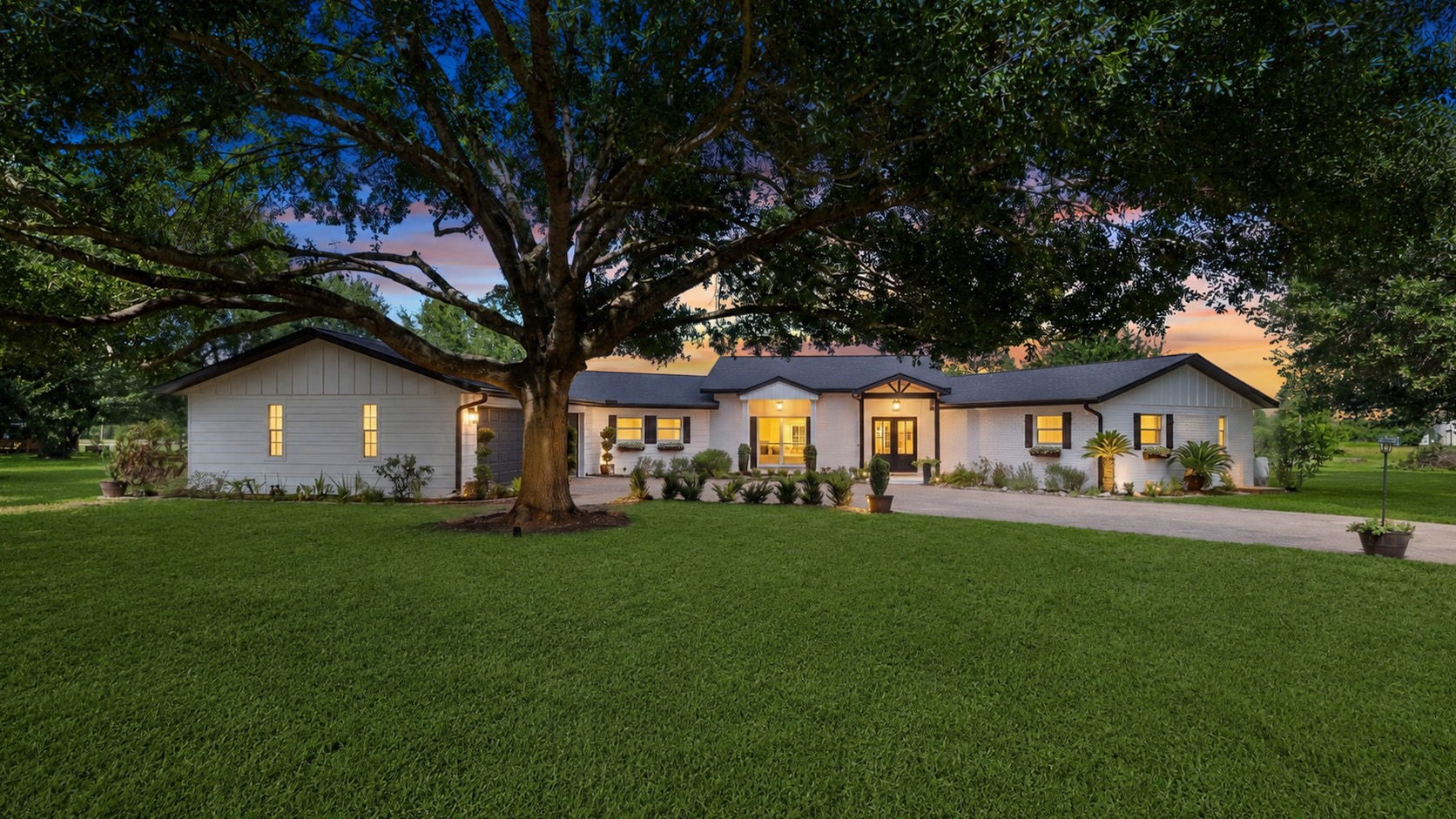 Complete remodel reimagined in 6/26 all new appliances, new cabinets made of solid wood and plywood, no particle board, new fixtures sinks, mini fridge, 3 deep farm sinks, all rooms are large, low, low HOA, low tax rate, low, water bills,  a must see, so many extras new floors throughout in 2025. Dont miss this one!