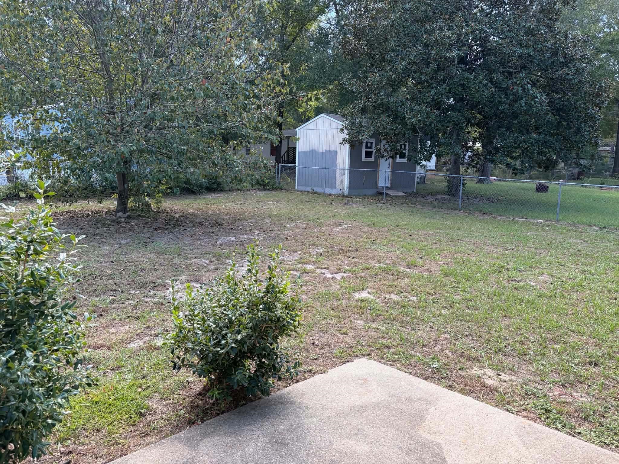 134 N Forest Drive, Willis, TX 77378