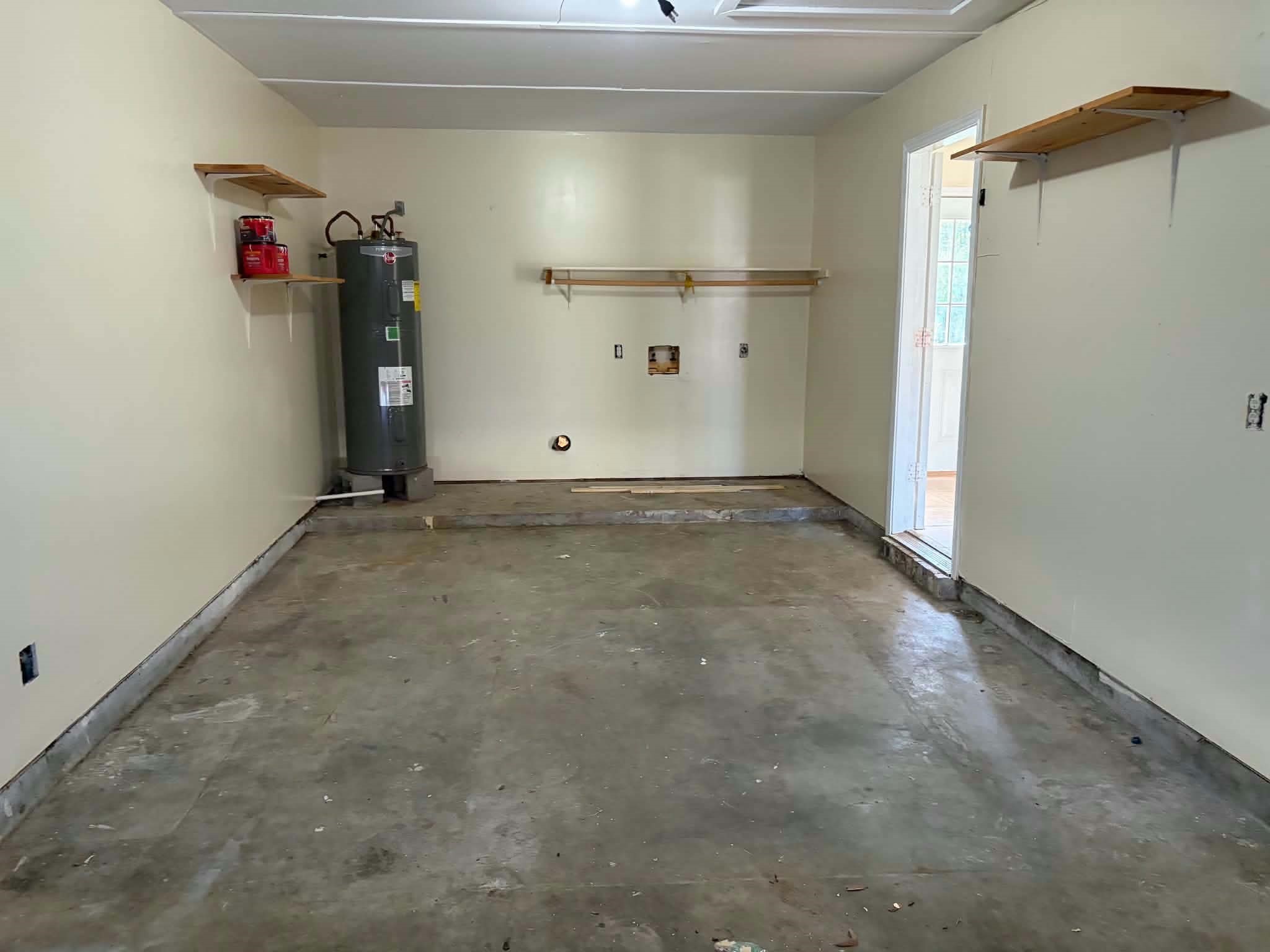 134 N Forest Drive, Willis, TX 77378