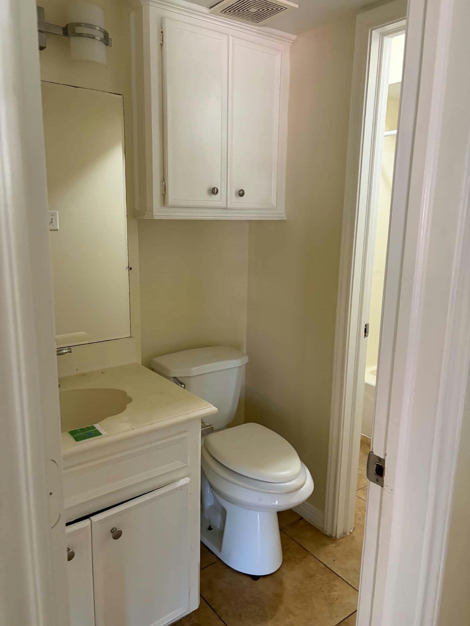 134 N Forest Drive, Willis, TX 77378