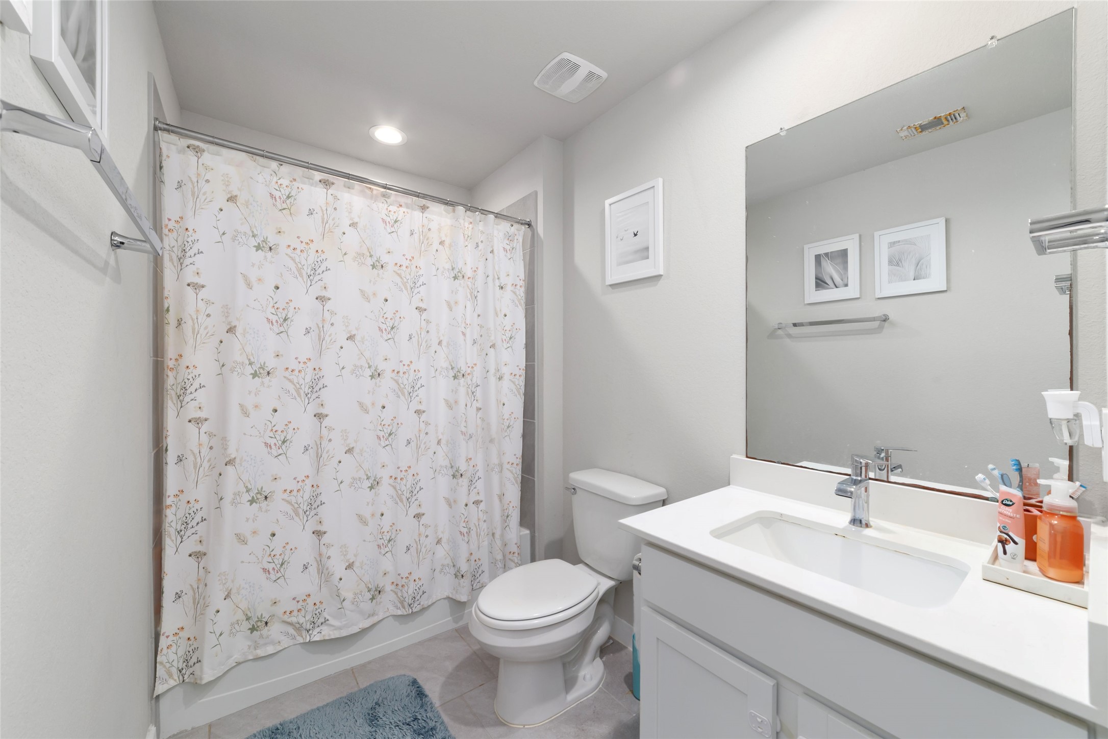 2nd Bathroom