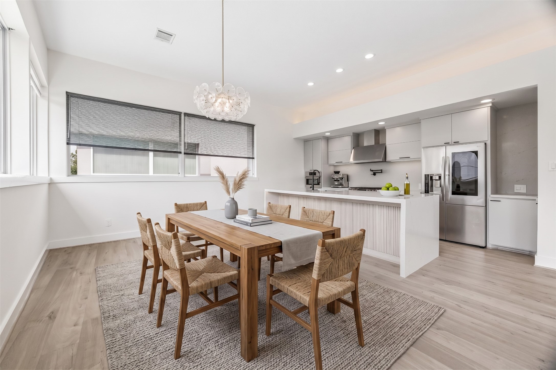 Virtually furnished