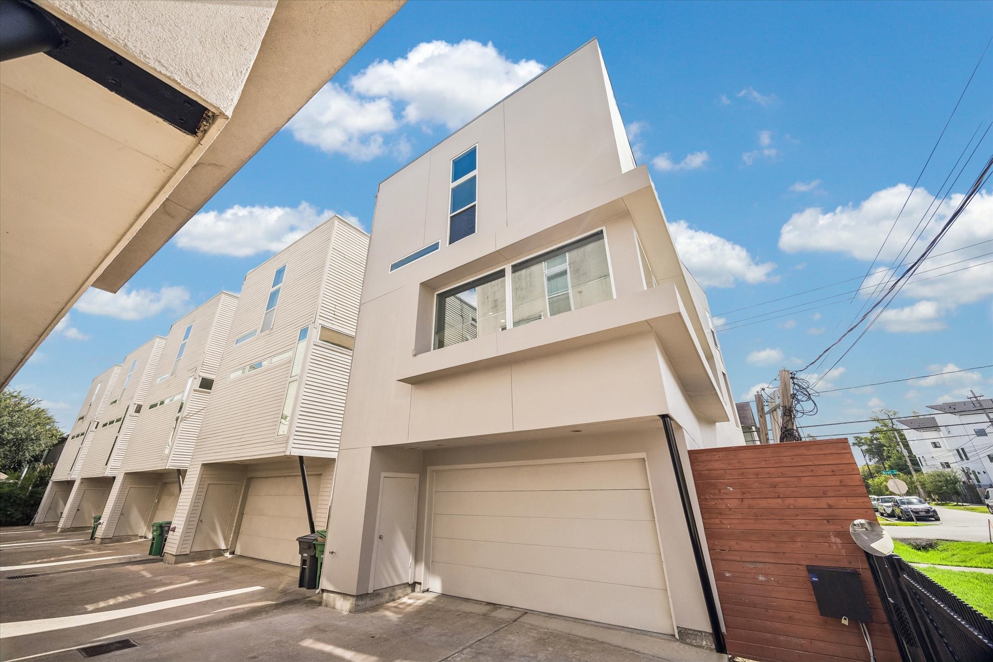 1703 Beall Street, Houston, TX 77008