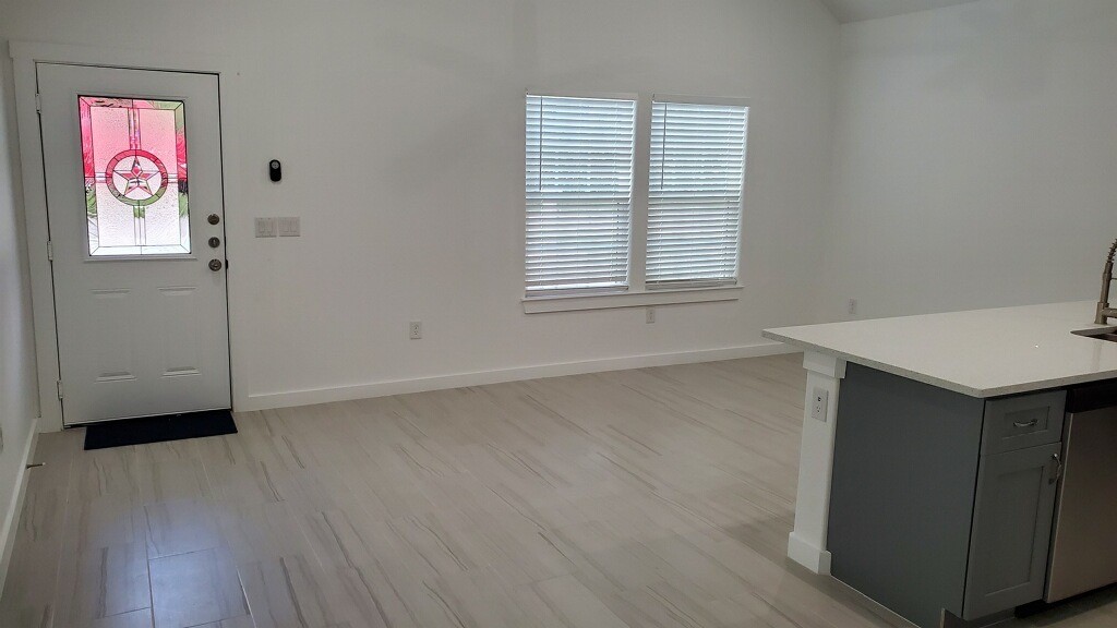 11976 Canal Street, Willis, TX 77318