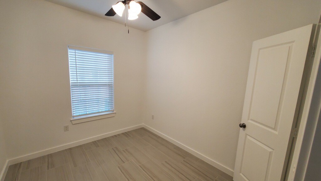 11976 Canal Street, Willis, TX 77318