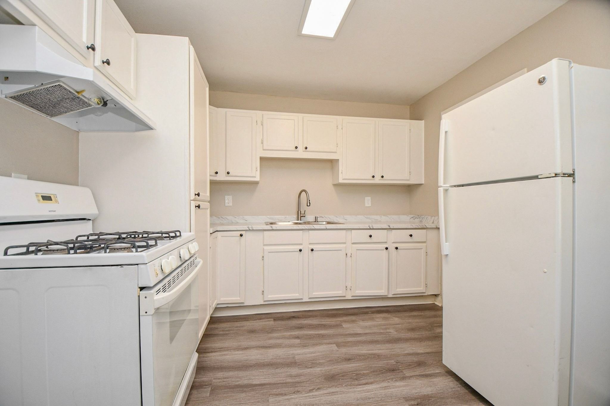 White appliances. White appliances.