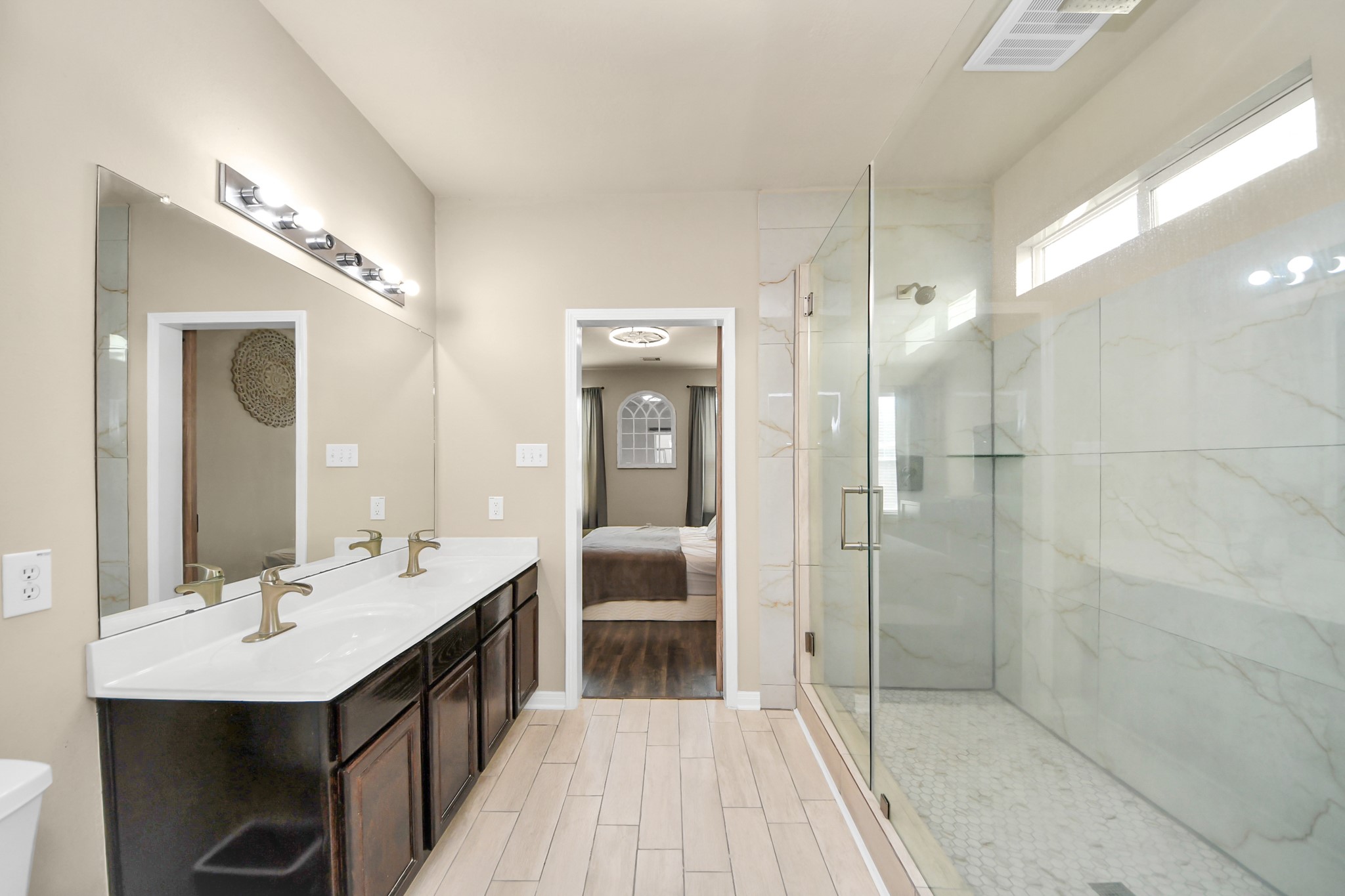 10826 Shannon Mills Lane, Houston, TX 77075