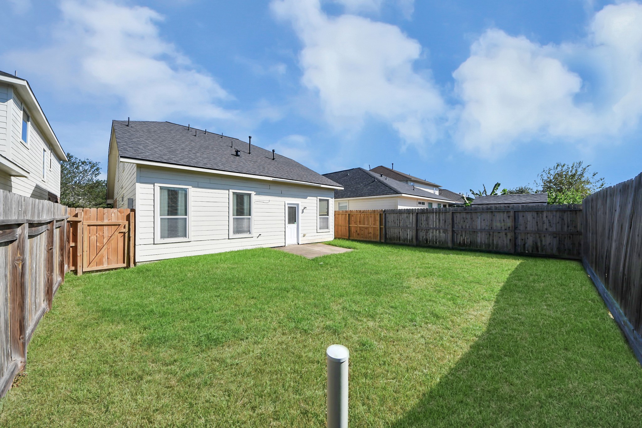 10826 Shannon Mills Lane, Houston, TX 77075