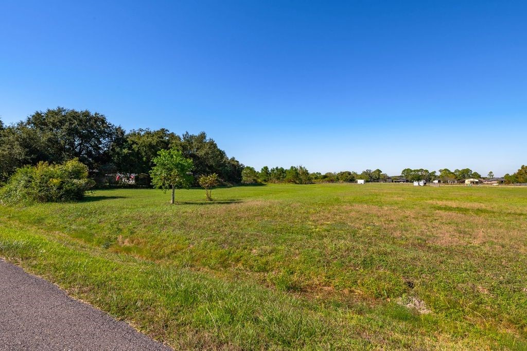 4922 Avenue O, Santa Fe, TX 77510 4922 Avenue O, Santa Fe, TX 77510