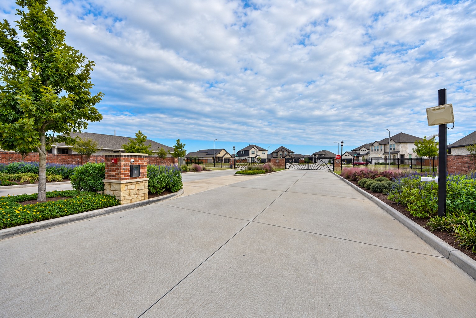 2439 Solaris Bend Drive, Katy, TX 77493