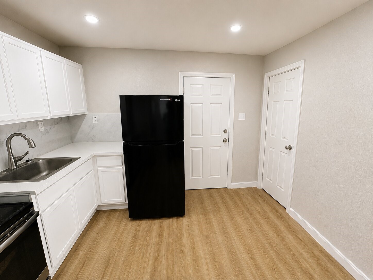 15519 Highway 6, Santa Fe, TX 77517