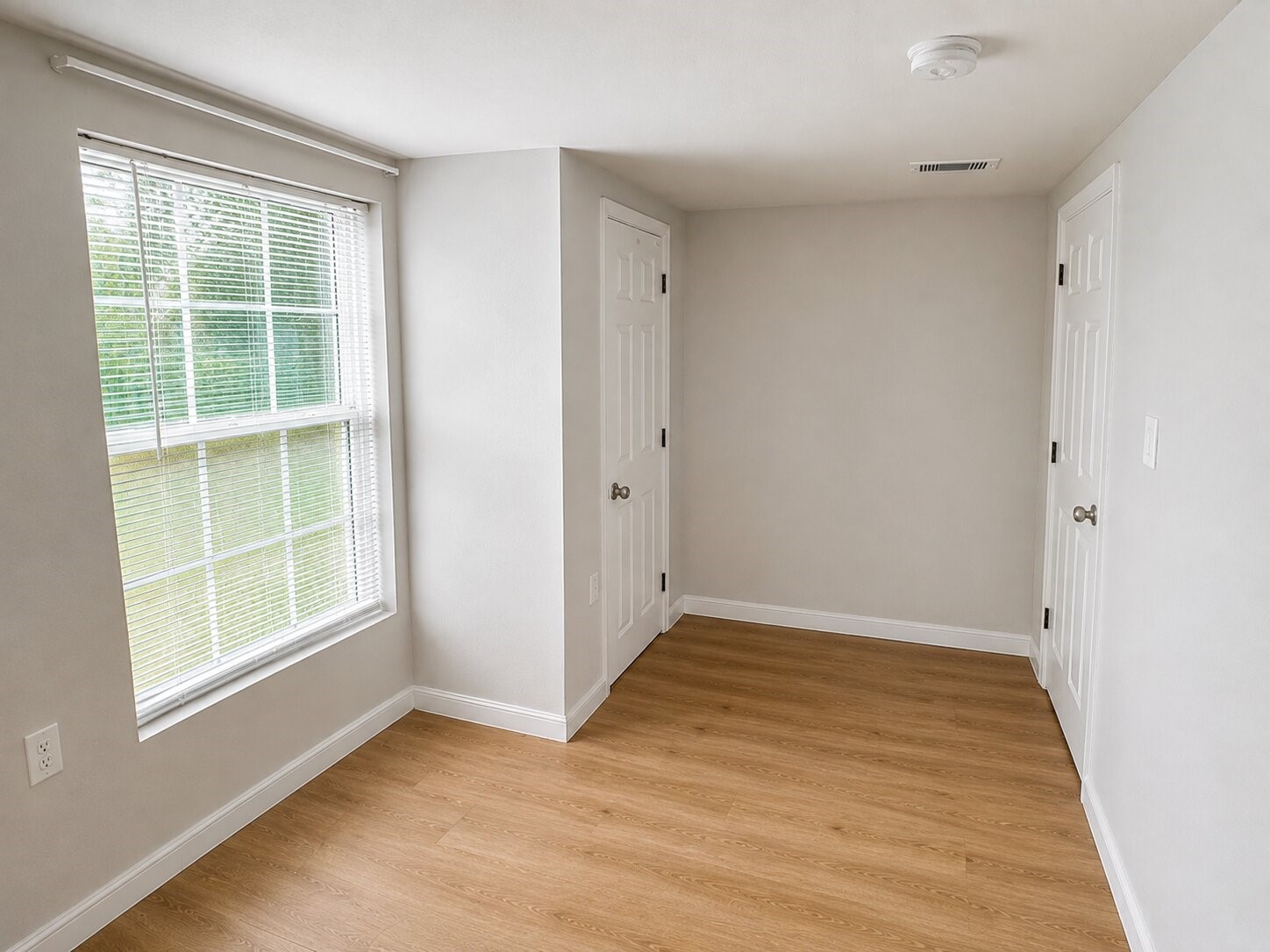 15519 Highway 6, Santa Fe, TX 77517