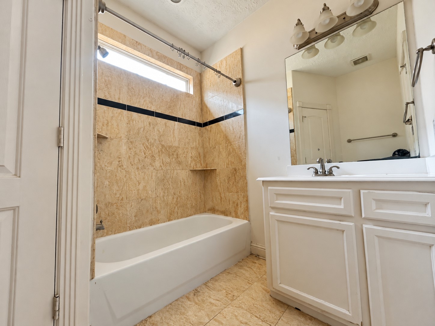 5206 Nett Street, #B, Houston, TX 77007