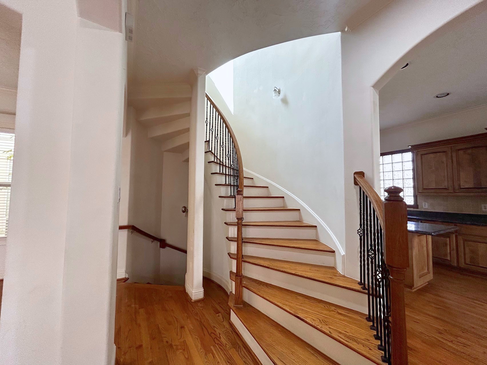 5206 Nett Street, #B, Houston, TX 77007