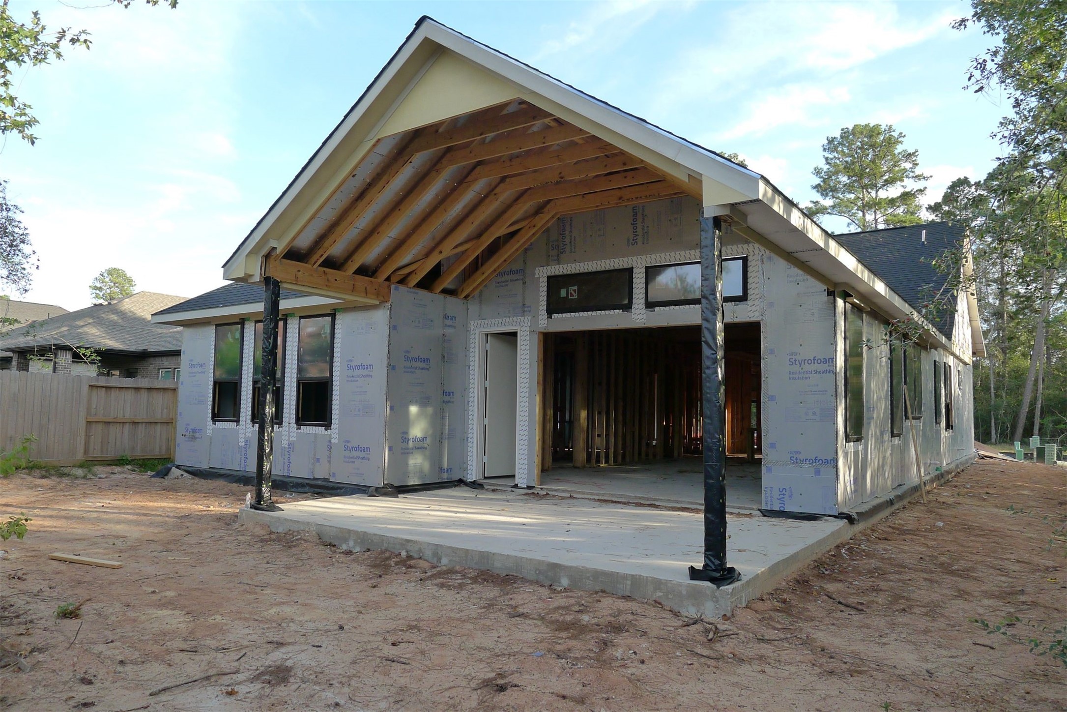 530 Tawny Rim Drive, Willis, TX 77318