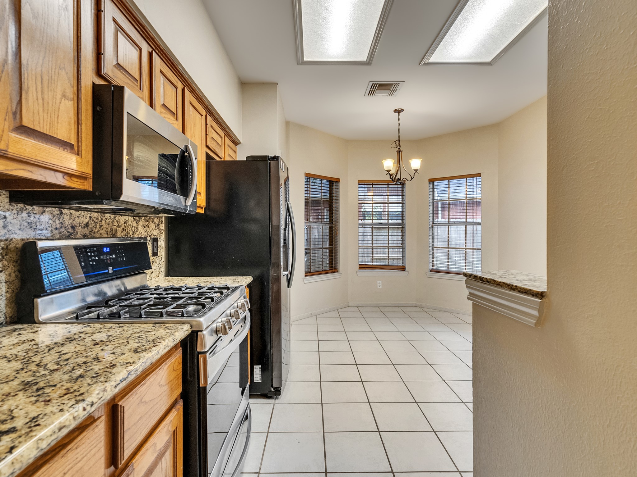 The kitchen is equipped with granite counter tops and all stainless steel appliances The kitchen is equipped with granite counter tops and all stainless steel appliances
