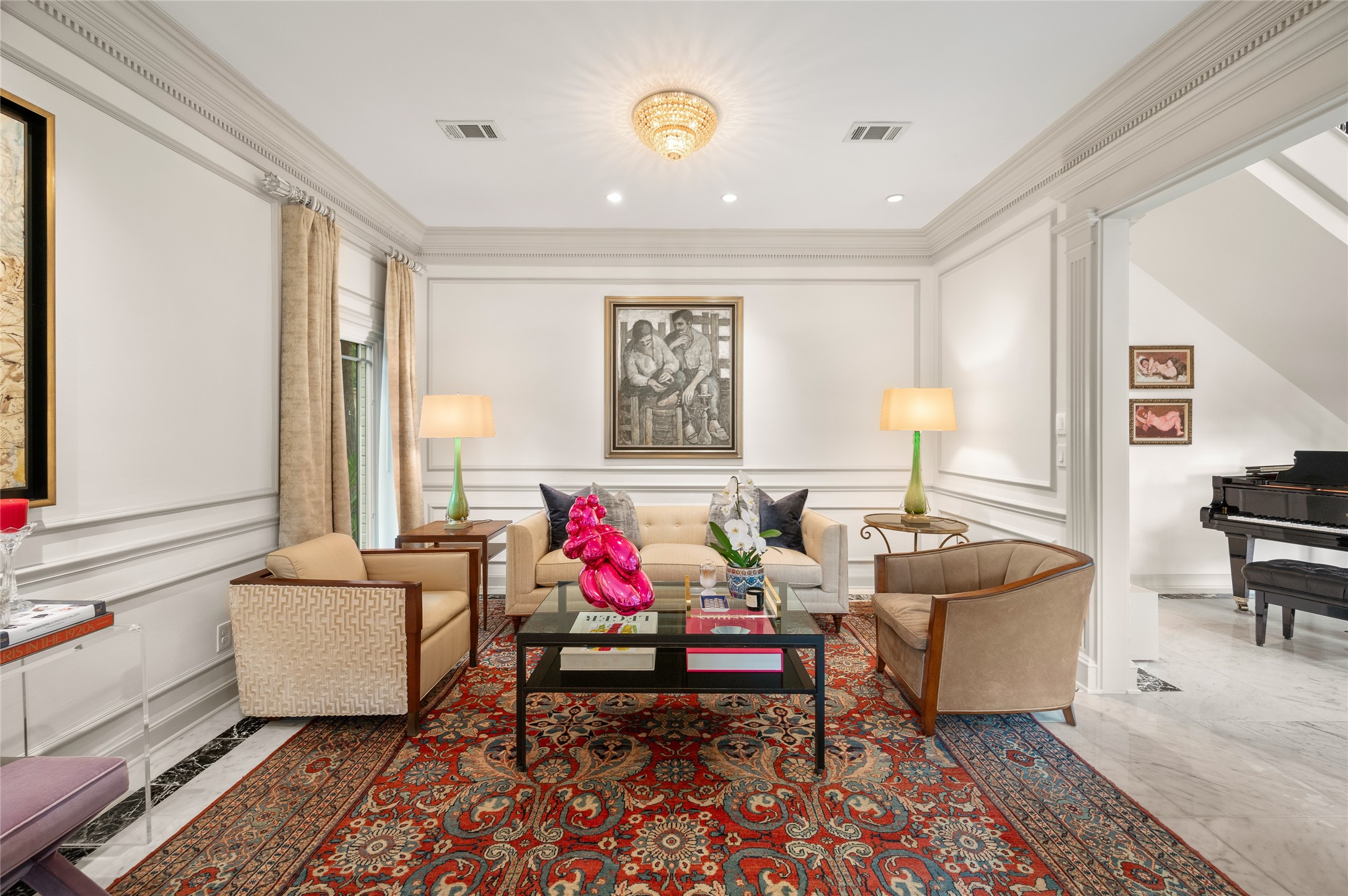 [Study]
An alternate view of the living room reveals the cased opening and foyer.
