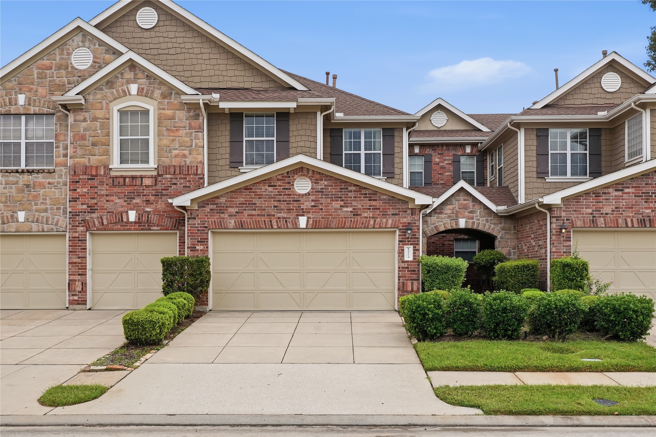 12114 Medina Lake Drive, Tomball, TX 77377