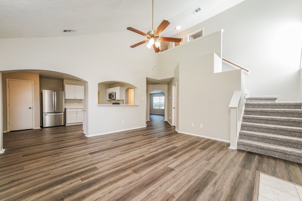 9431 Crystal Cove Circle, Houston, TX 77070 9431 Crystal Cove Circle, Houston, TX 77070