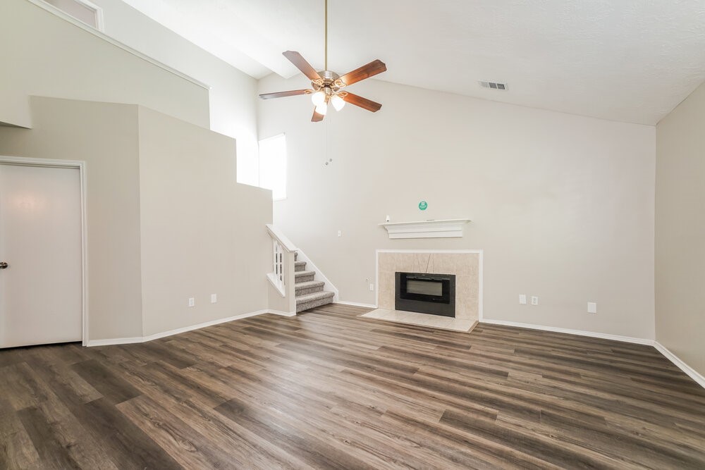 9431 Crystal Cove Circle, Houston, TX 77070 9431 Crystal Cove Circle, Houston, TX 77070