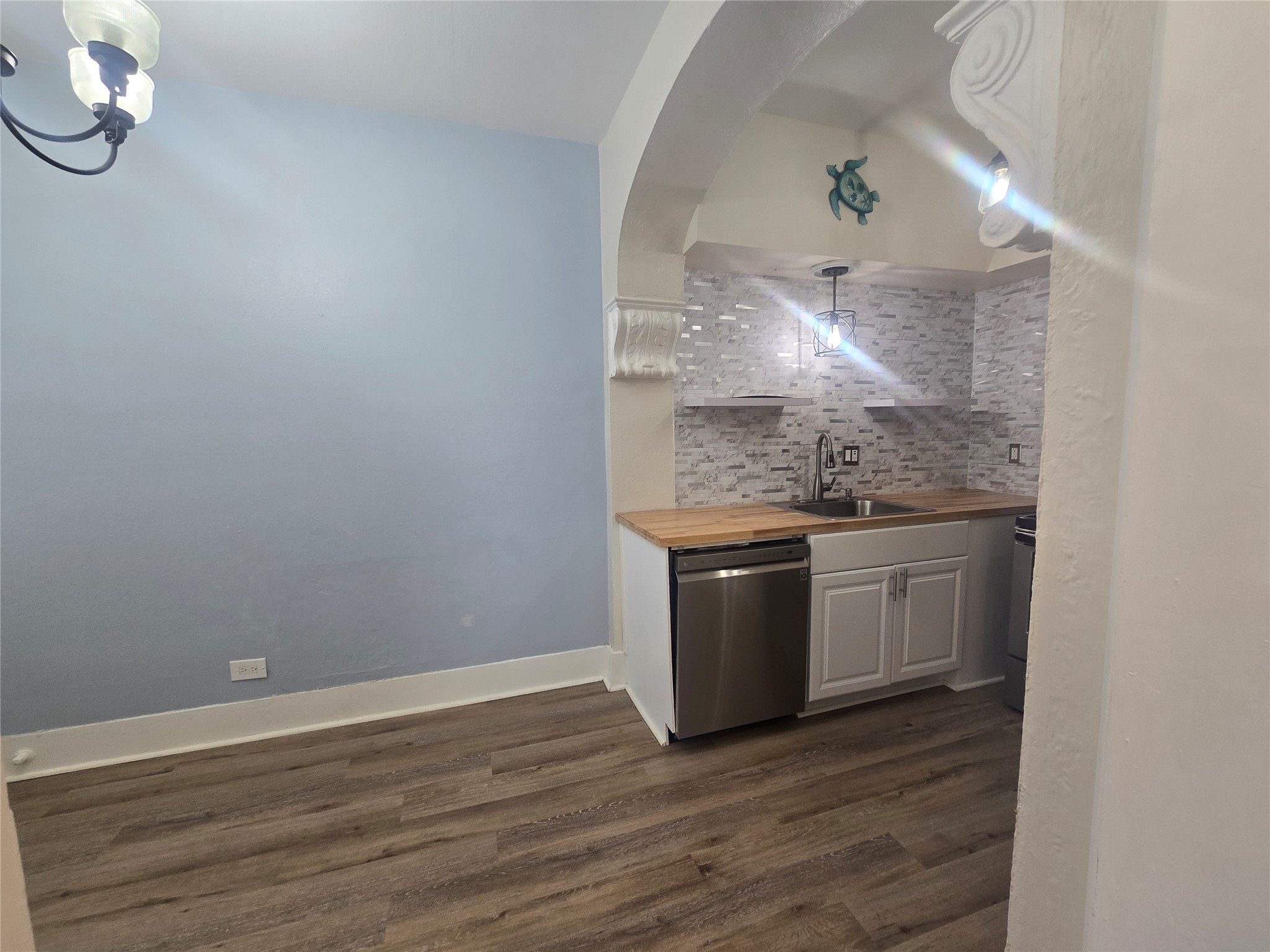 725 Broadway Avenue, #12, Galveston, TX 77550