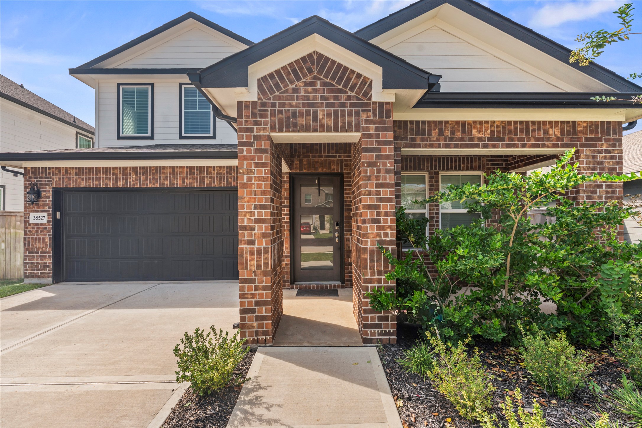 Beautiful 5 bed 4 bath seated in Magnolia. Beautiful 5 bed 4 bath seated in Magnolia.