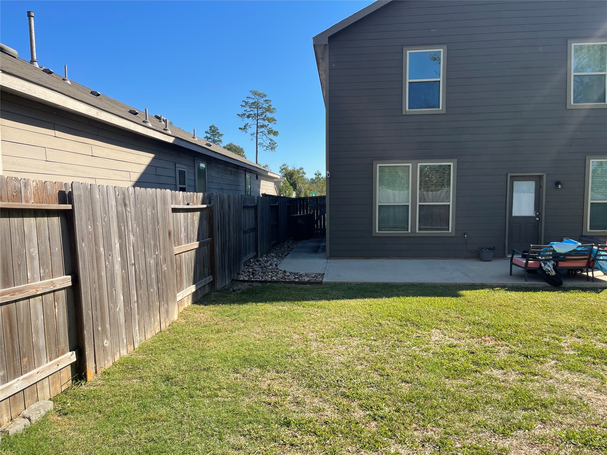 10405 Pineland Drive, Conroe, TX 77378