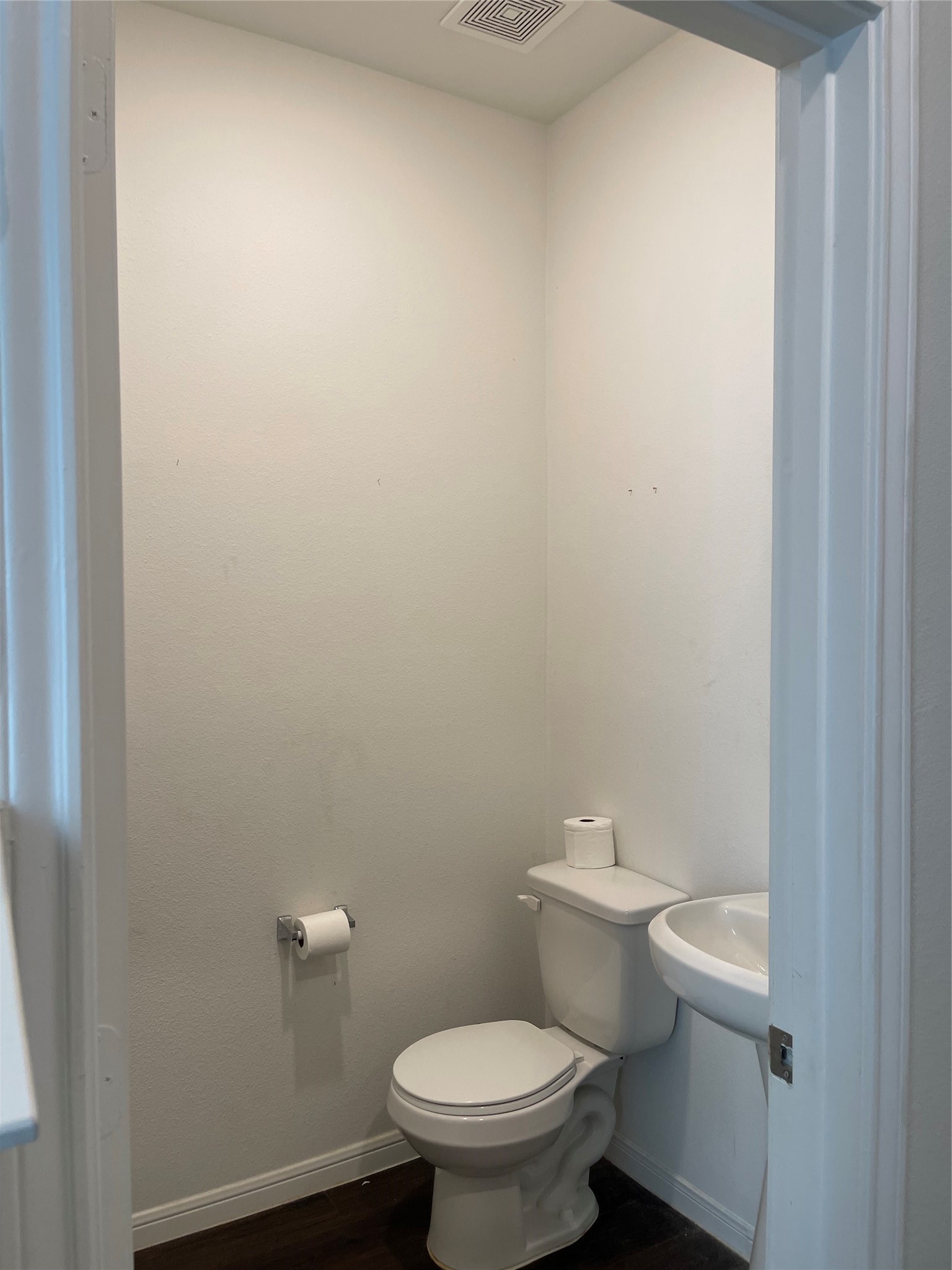 10405 Pineland Drive, Conroe, TX 77378 10405 Pineland Drive, Conroe, TX 77378