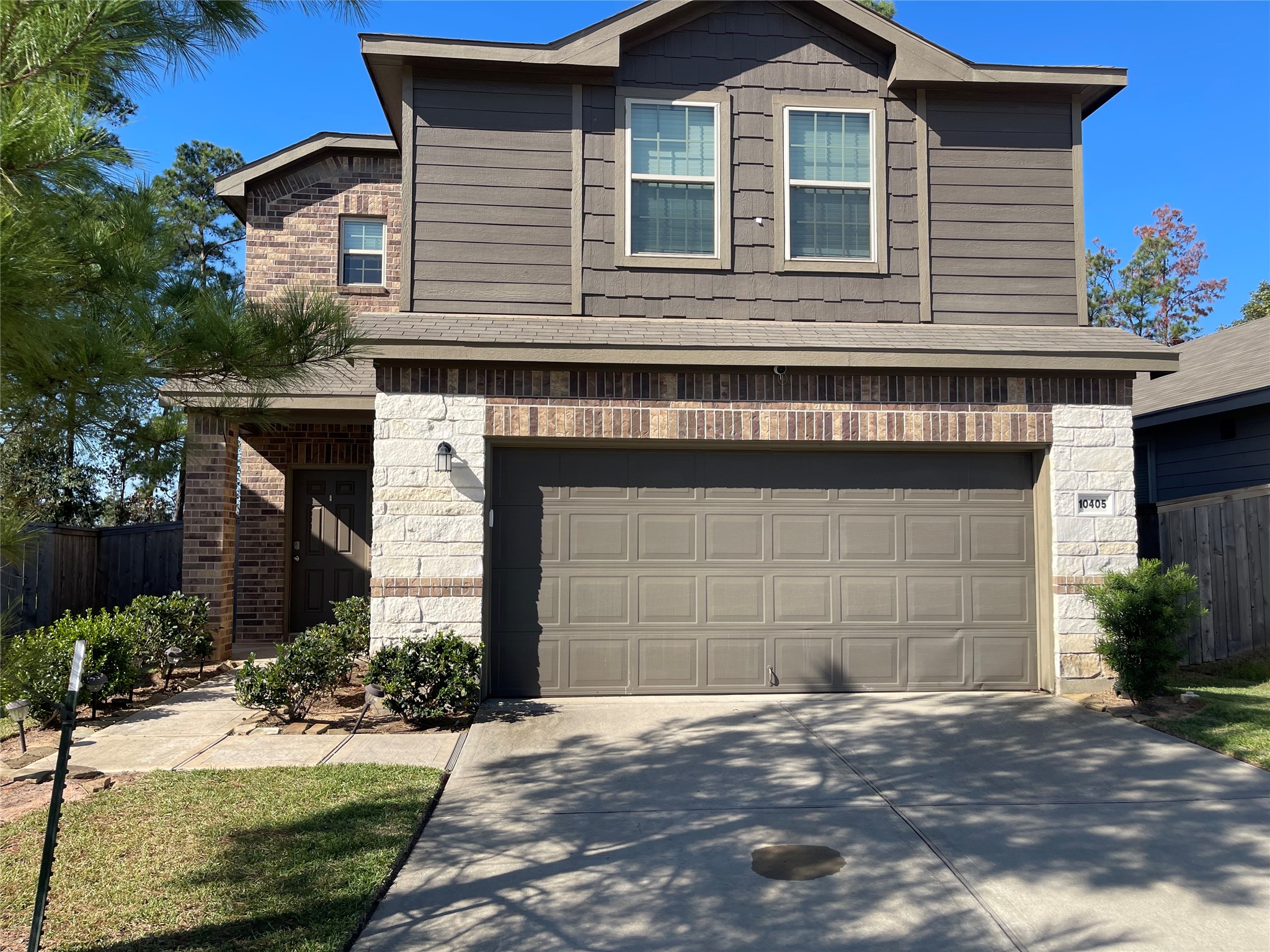 10405 Pineland Drive, Conroe, TX 77378 10405 Pineland Drive, Conroe, TX 77378
