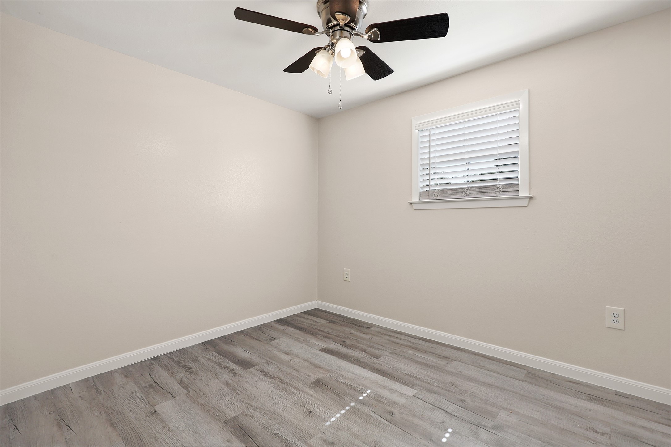 2222 N Austin Avenue, #2, Pearland, TX 77581