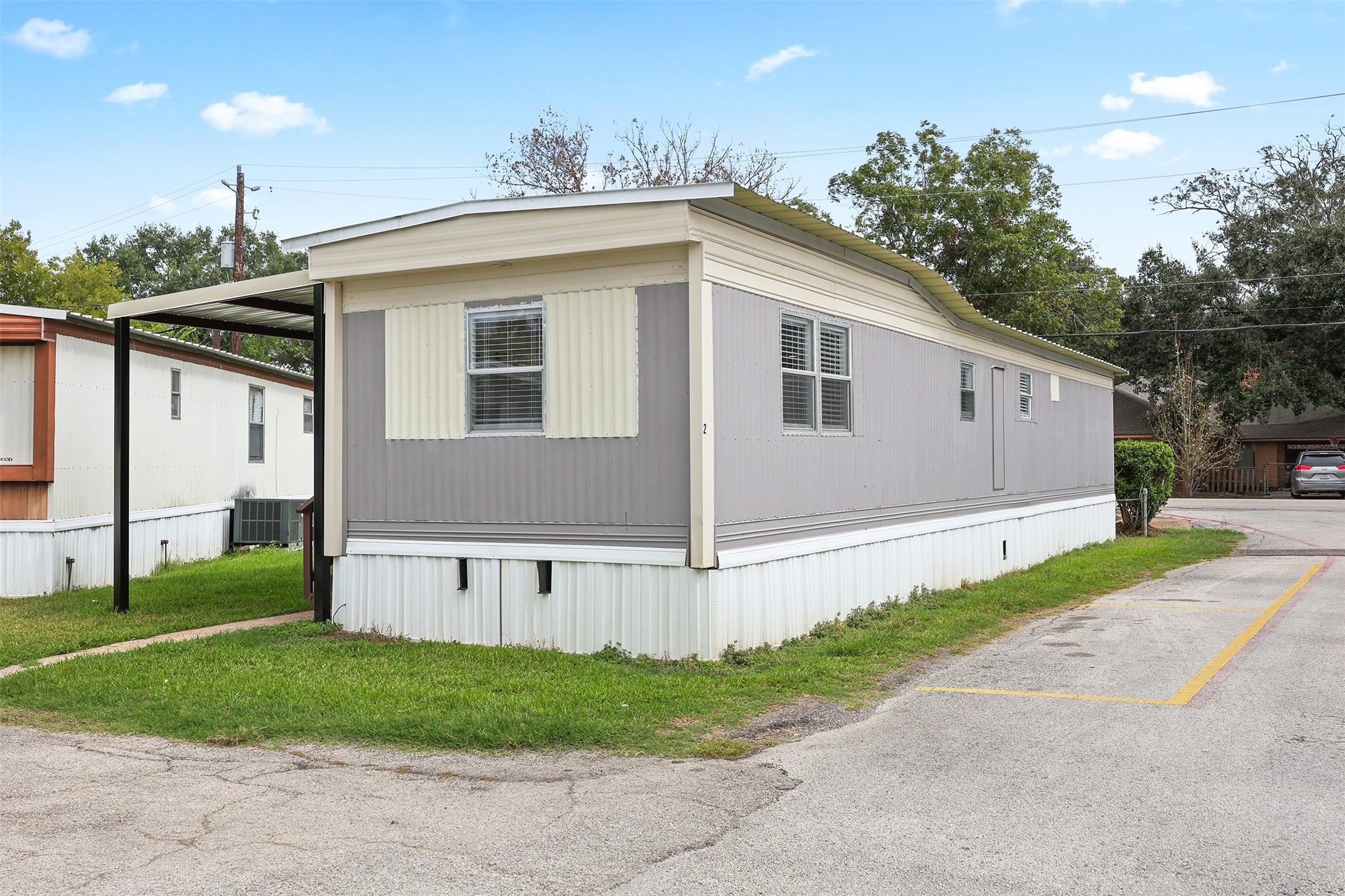 2222 N Austin Avenue, #2, Pearland, TX 77581 2222 N Austin Avenue, #2, Pearland, TX 77581