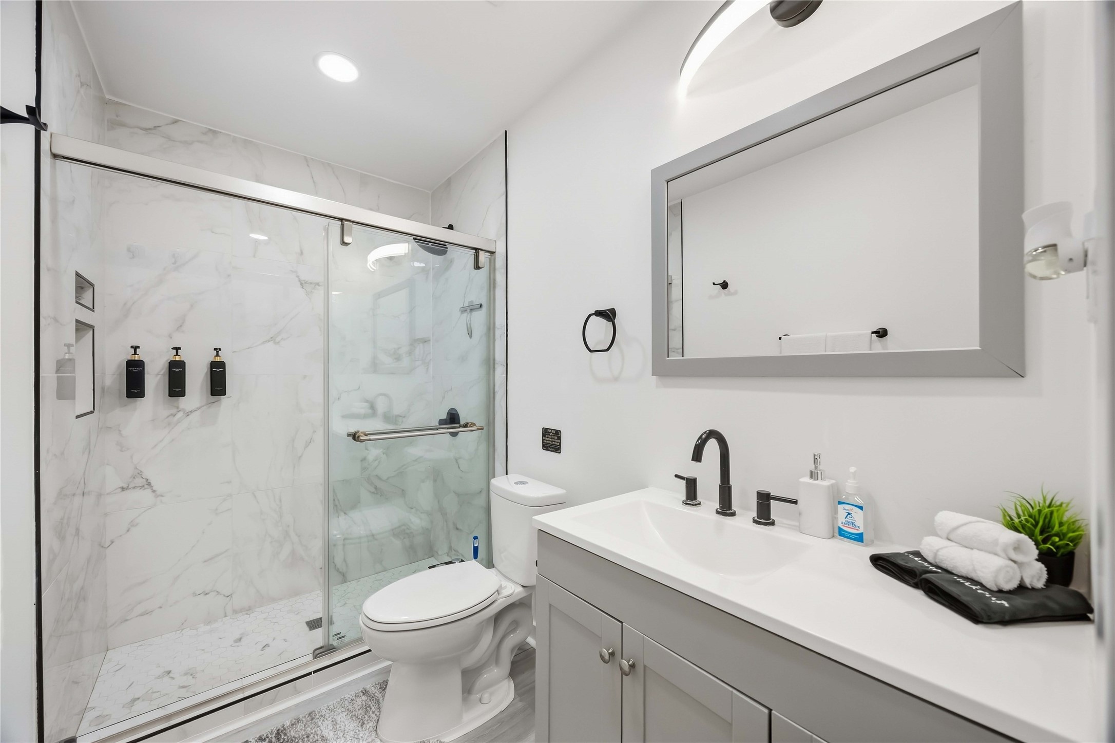 3108 Mcgowen Street, #B, Houston, TX 77004