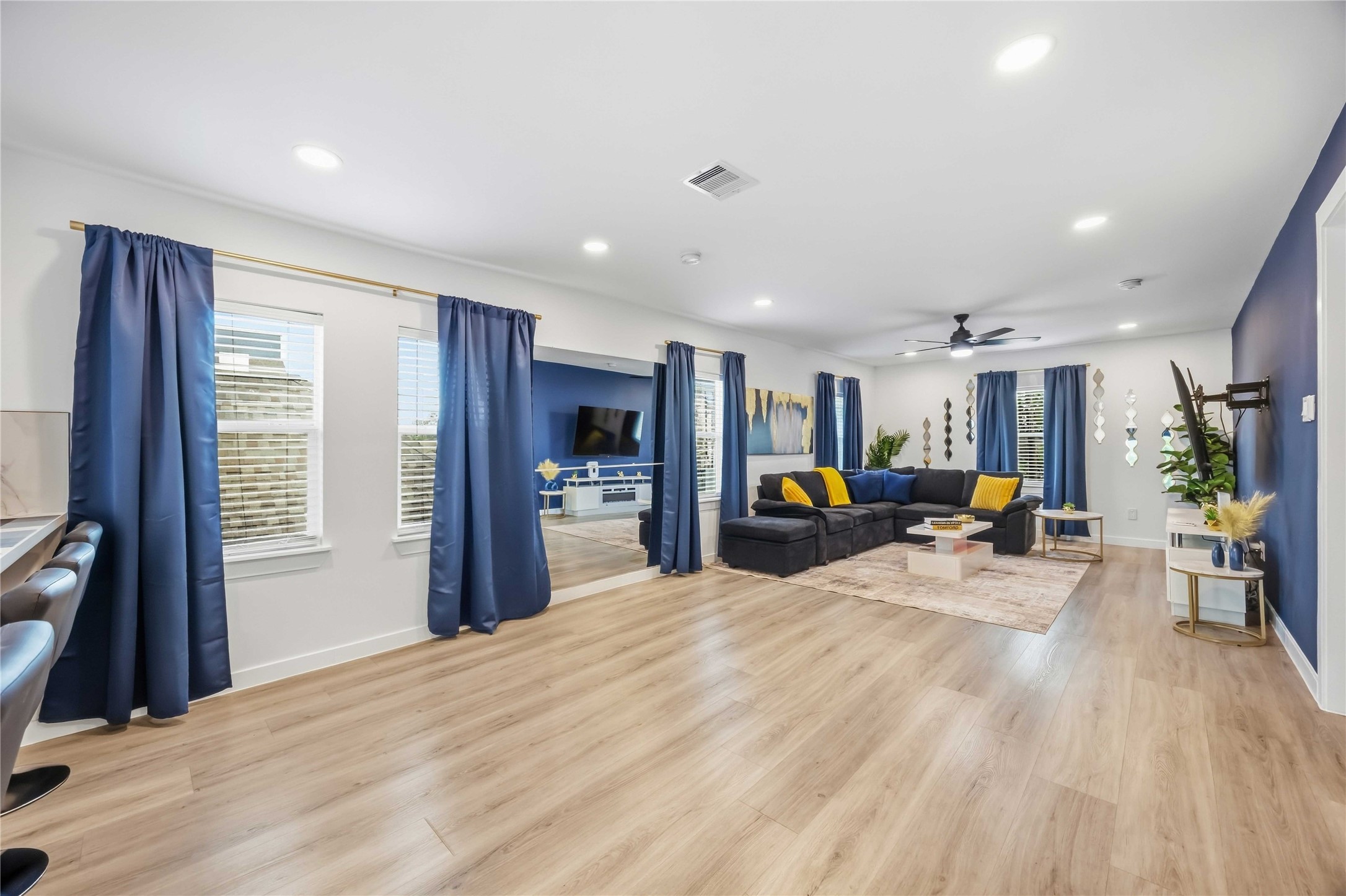 3108 Mcgowen Street, #B, Houston, TX 77004