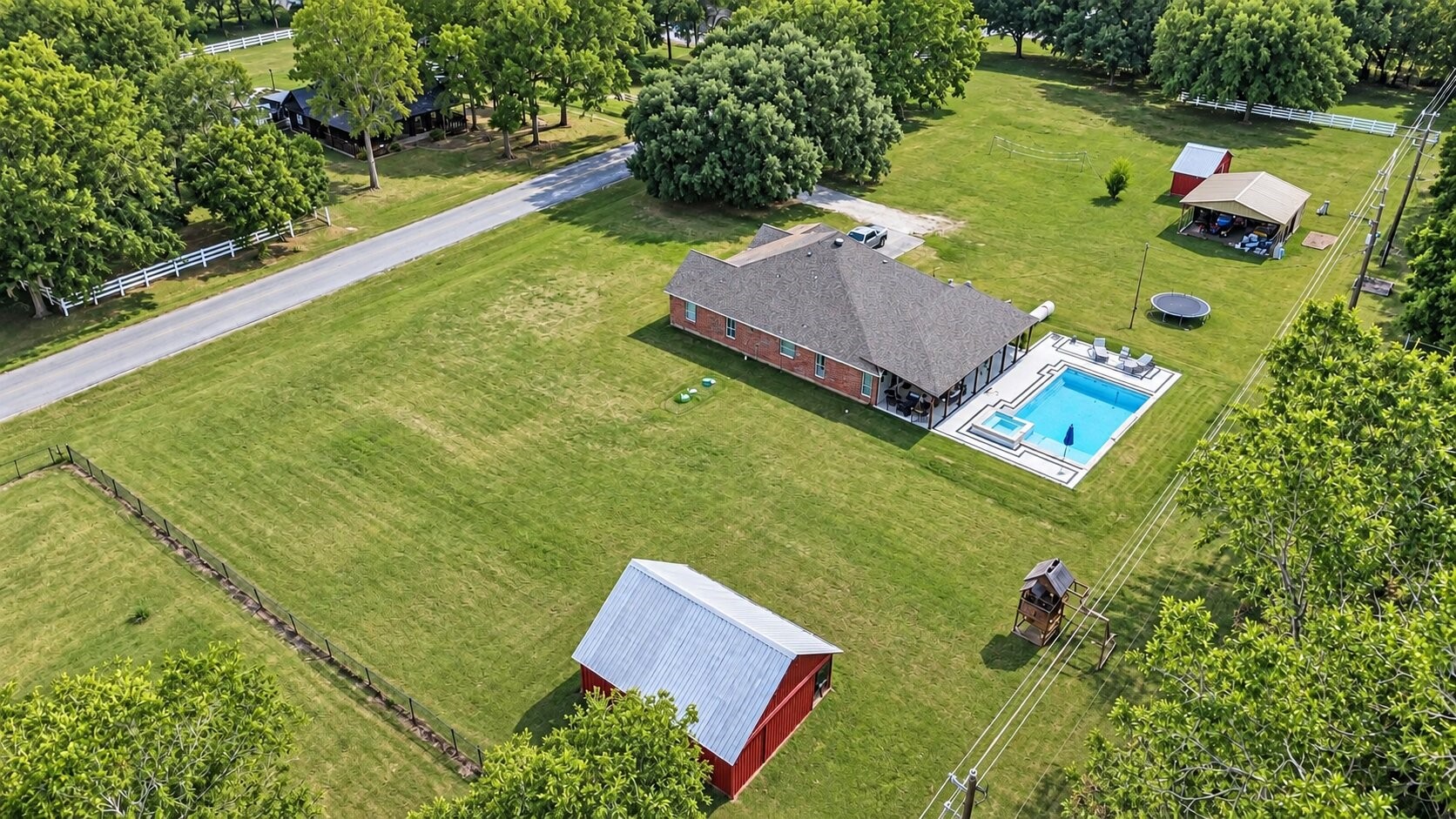 1114 Wagon Road, Simonton, TX 77485
