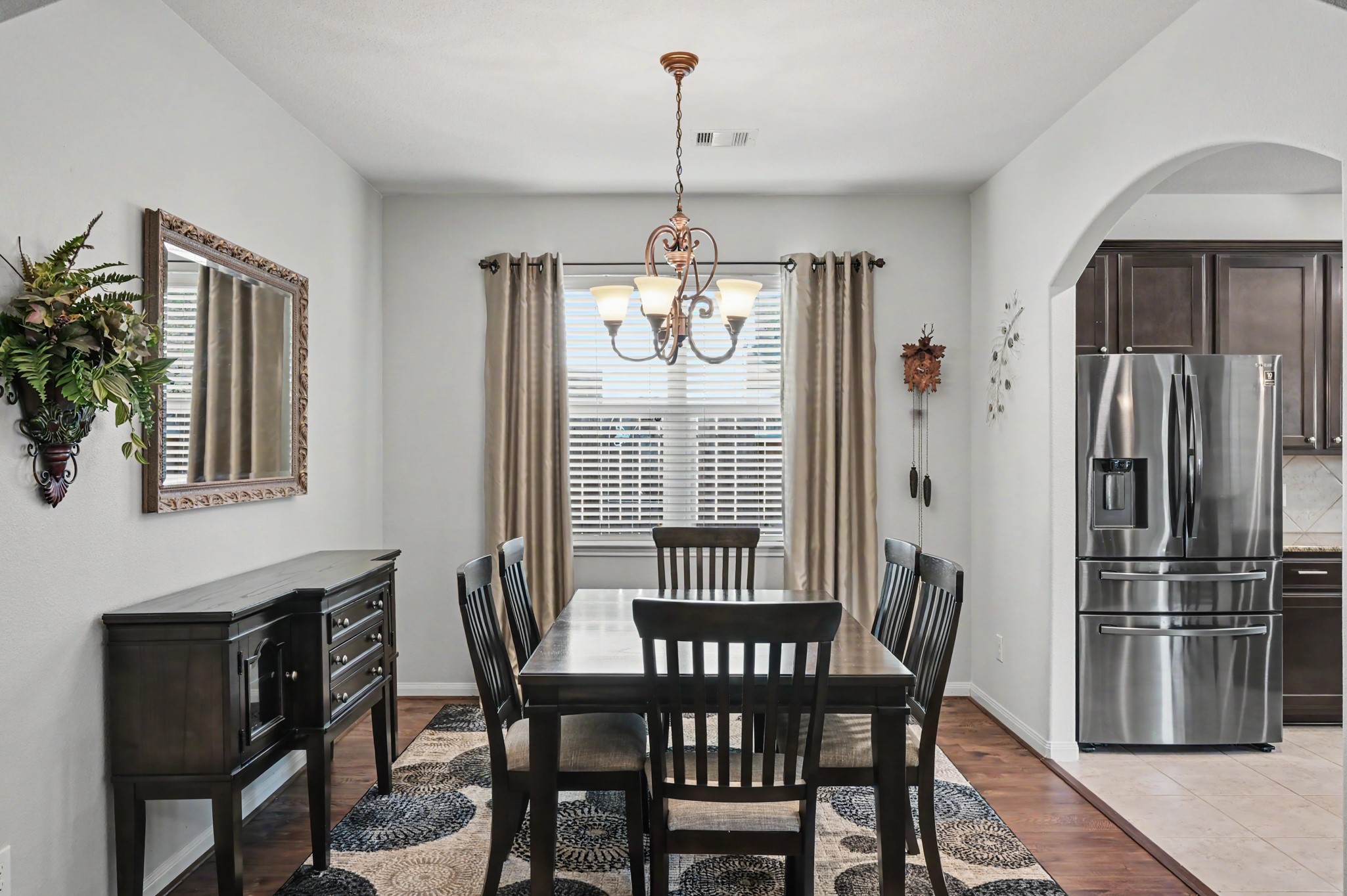 Perfect gathering spot for family & friends.