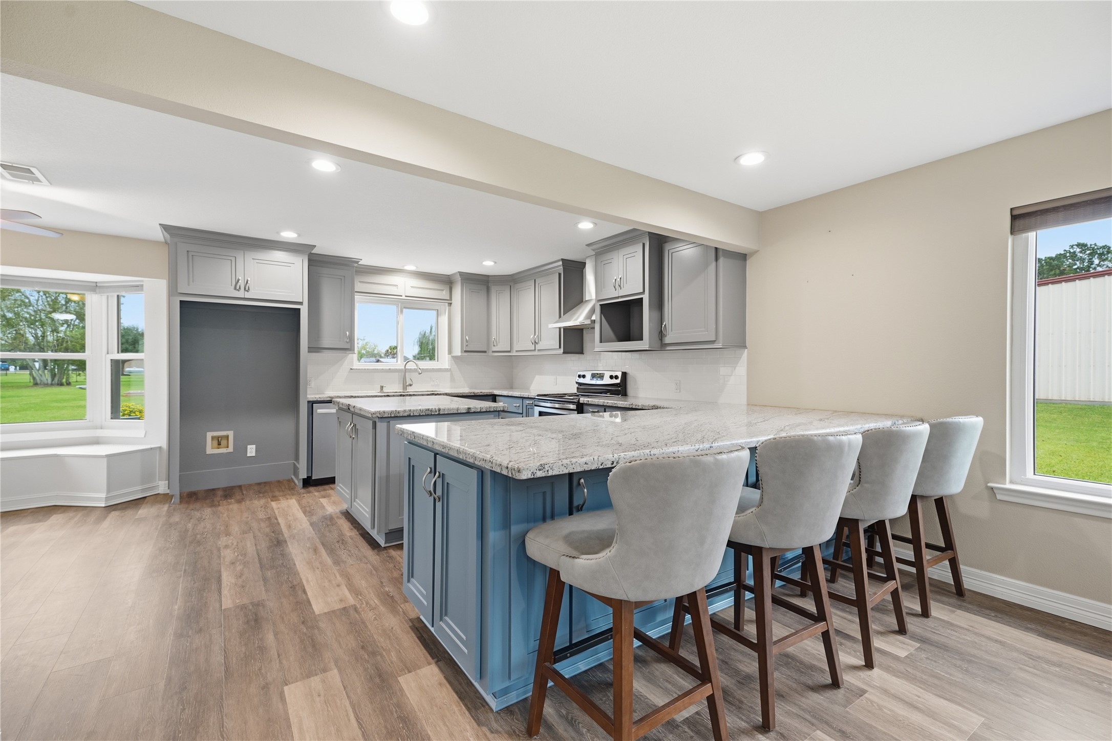 13612 Washington Street, Santa Fe, TX 77510