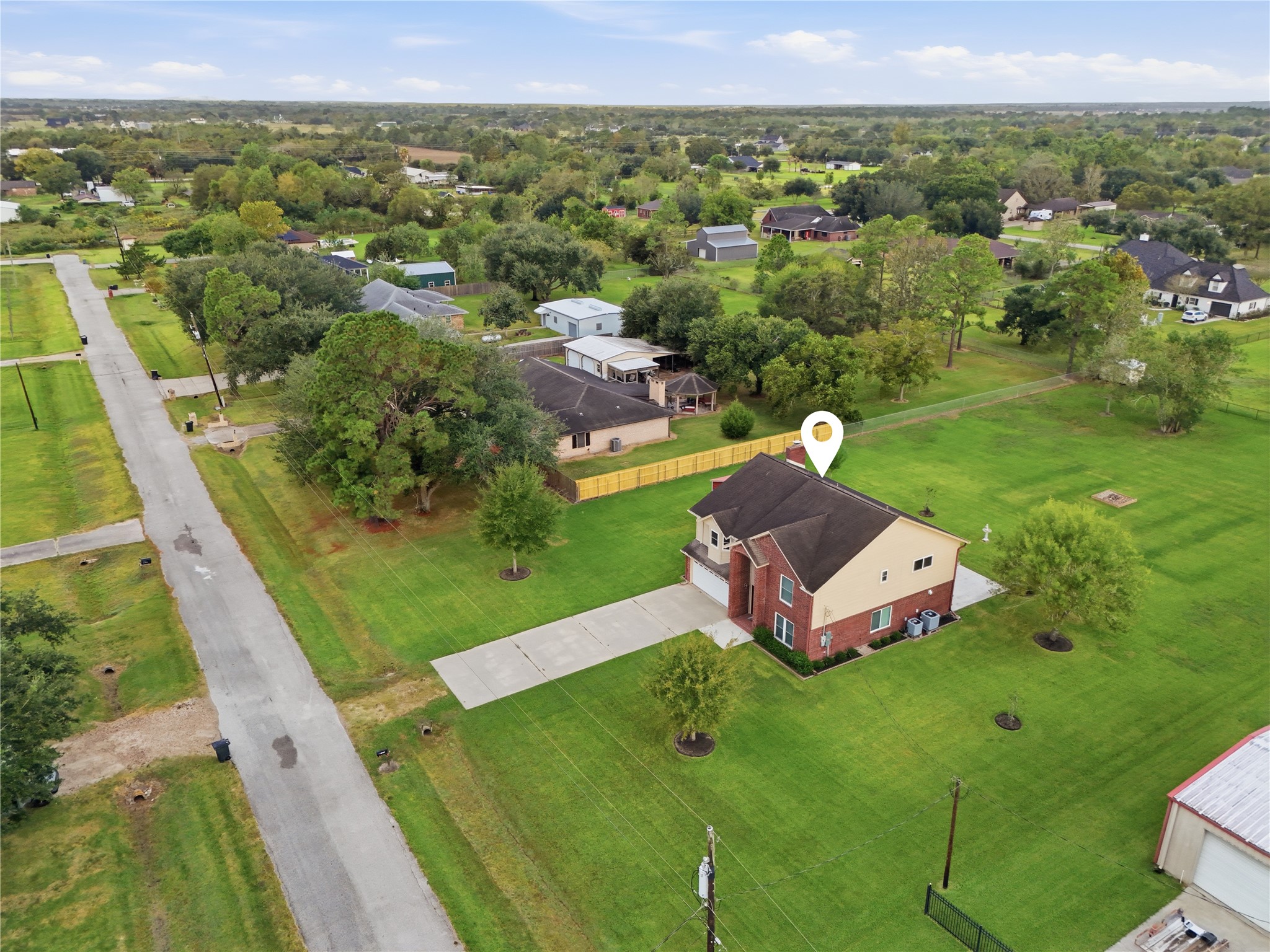 13612 Washington Street, Santa Fe, TX 77510